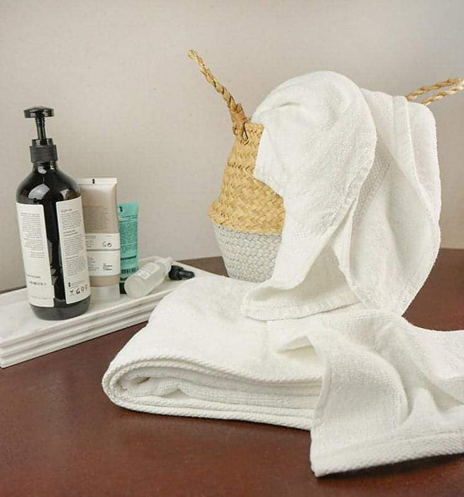 Luxury BAMBOO Towel Set 3Pcs - Dry Off Quick, Stay Fresh, Resistant to –  Organic Bamboo Bedding